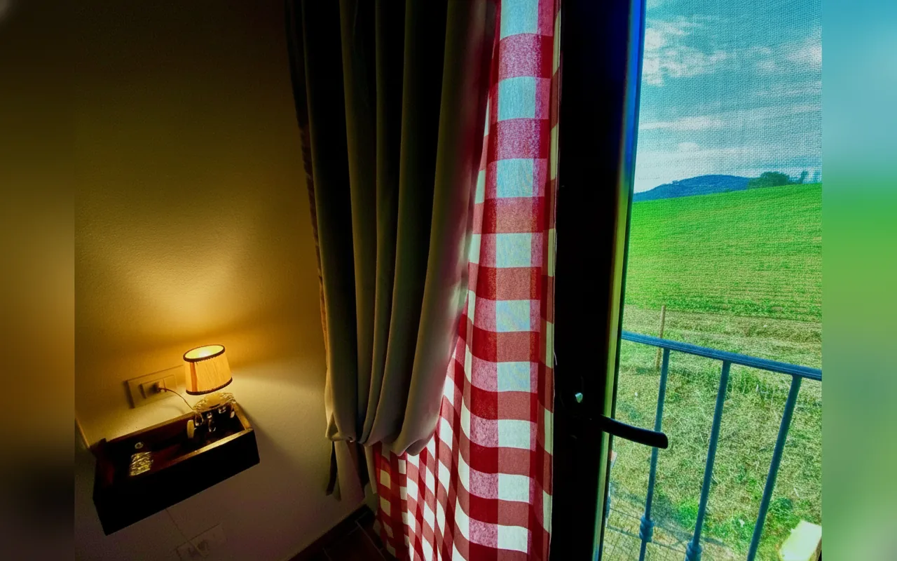Camera con bagno privato — B&B La Lavanda, angolo Ca' Bacchino (foto 44)